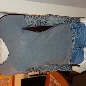 Danskin Long Sleeved TEE S juniors